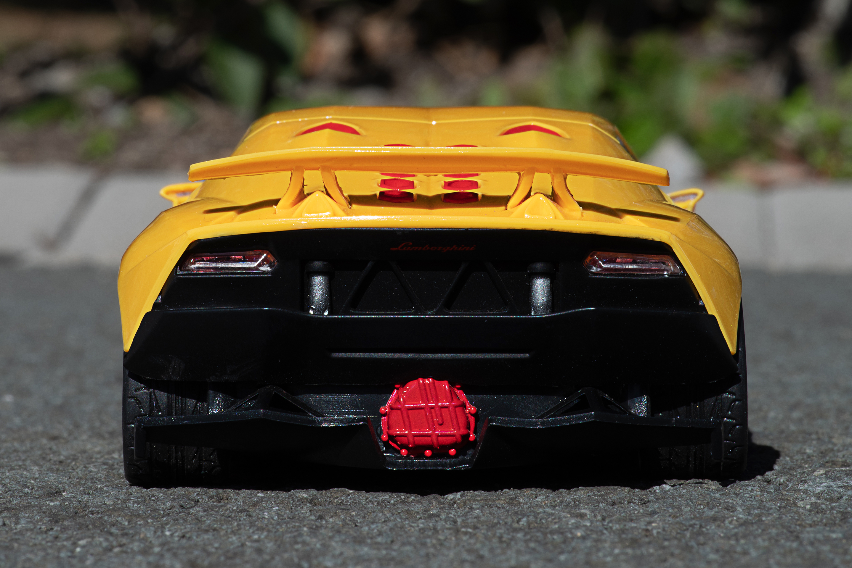 Ferngesteuerte Auto Lamborghini Sesto Elemento 1:24 Kinder Geschenk Lizenz Gelb